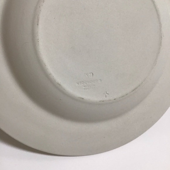 Wedgwood Jasperware Pegasus Ashtray Reverse Blue on Cream Vintage 7” England - Picture 4 of 11